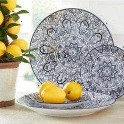 K&K Interiors Kitchen Decor Blue & White Ceramic Plates