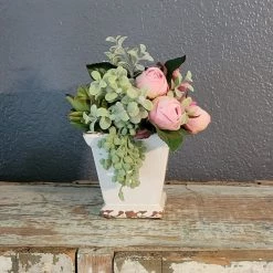 Diane 8" Tall Sit Around