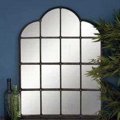 UMA Mirrors Metal Wall Mirror