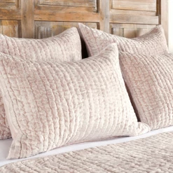 Classic Home Bari Bliss Pink 3 Piece Queen Quilt Set, Velvet Bedding