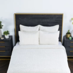 Classic Home Bari Cloud King Quilt, Velvet