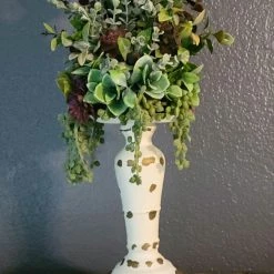 Diane Greenery Candle Topper