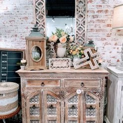 Global Imports Posie Carved Arch Mango Wood Cabinet (4 Door) Consoles, Breakfronts, & Sideboards